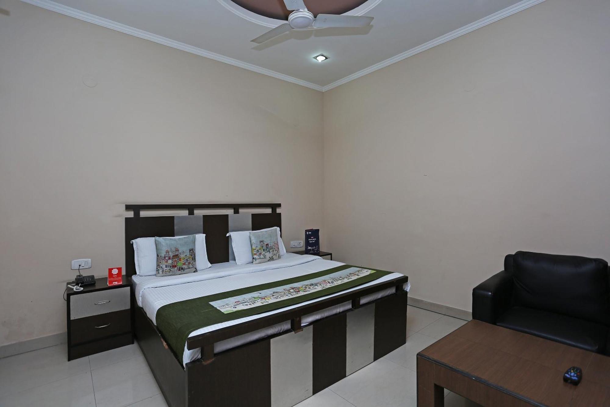 Hotel O Mukut Regency Ghaziabad Ngoại thất bức ảnh