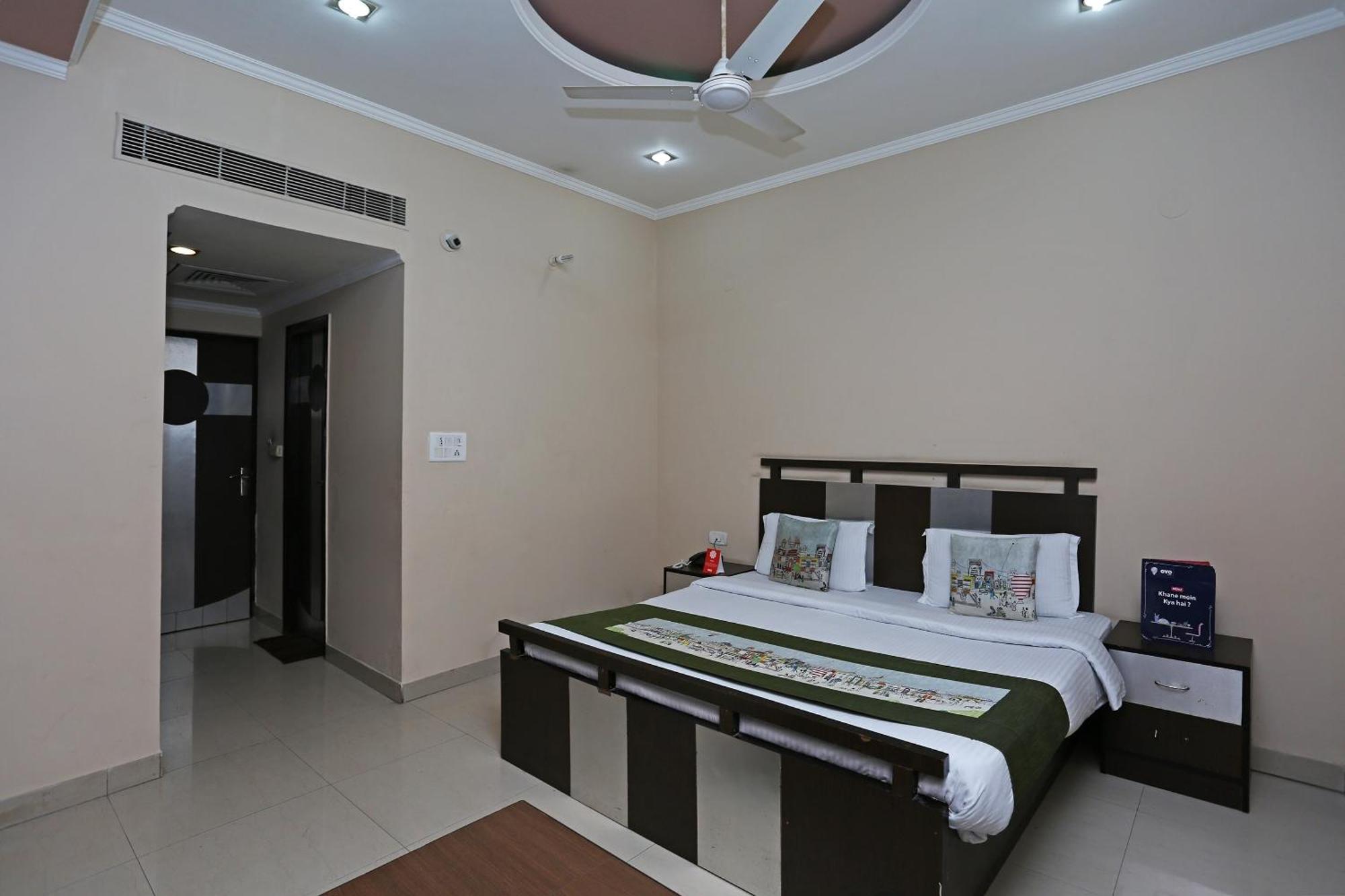 Hotel O Mukut Regency Ghaziabad Ngoại thất bức ảnh